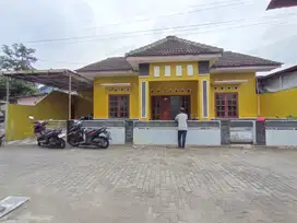 Rumah 3 kamar tidur di condongcatur