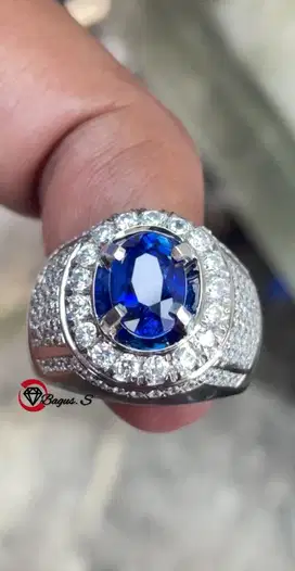 Natural Blue Sapphire Srilanka 2.12 CT