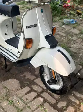 Vespa Excel 1988 gen 1