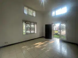 Dijual 4 Ruko Dan Ruang Usaha Hitung Tanah Di Mainroad BKR