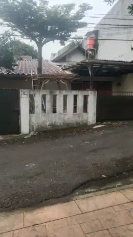 Dijual cepat rumah second dalam komplek area lebak bulus