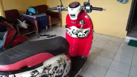 scoopy tahun 2014