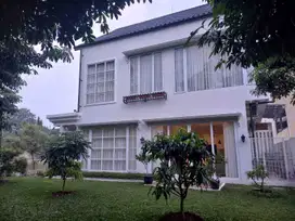 Dijual Rumah Bangunan Mandiri Siap Huni Modern American Barn Style