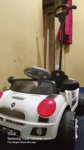 Mobil mobilan anak