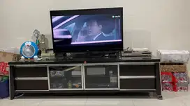 Meja tv ukr 2m x58cm