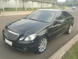 Mercedes-Benz E200 2010 Bensin