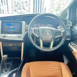 Dijual innova V bensin matic thn 2019