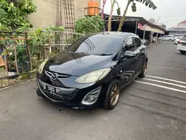 KREDIT DP 5 JUTA MAZDA 2 HB R 1.5 MATIC 2012