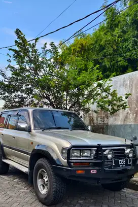 LAND CRUISER VX 4.2 TURBO MT 1995