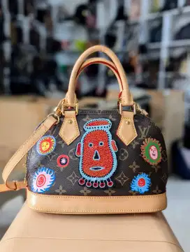 Tas Alma brand Louis Vuitton