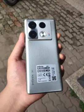 Infinix Note 40 Pro 5G 8/256