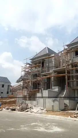 TUKANG BANGUNAN