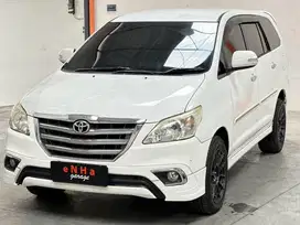 KM 63rb.. INNOVA BARONG V 2.5 A/T 2015.. eNHa garage Semarang..