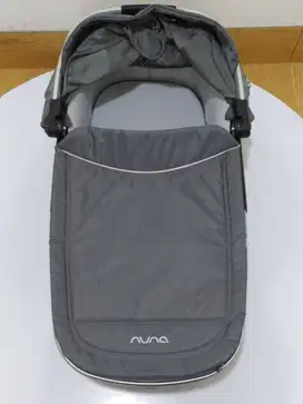 Stroller Nuna ivvi+ Bassinet