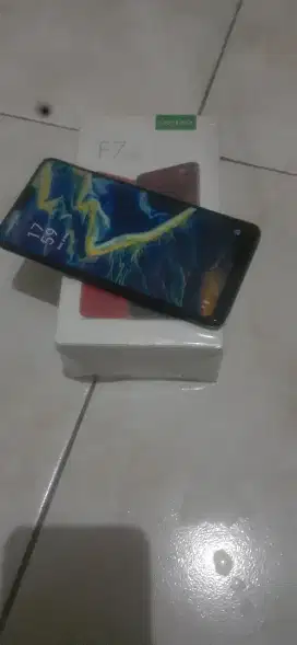 Fokus mahar oppo f7 ram 4/64 kel, fullset minus sesuai di pict