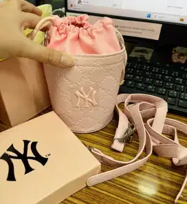 Tas MLB Stravon Bucket