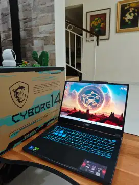 Laptop MSI Cyborg 14 A14VE RTX4050 100%SRGB x rog tuf msi nitro