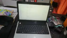 Laptop dell inpiron 1440