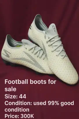 Sepatu Bola Specs