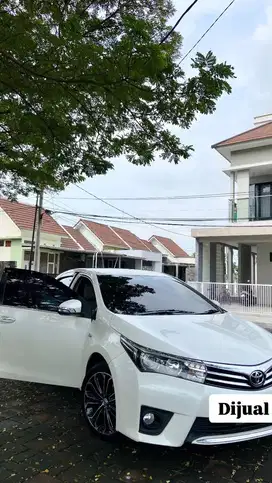 Toyota Altis 2015