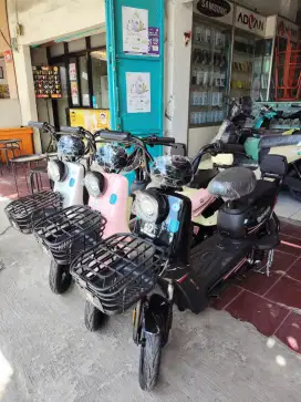 NEW ARRIVAL SEPEDA LISTRIK SEVENBOT, BERGARANSI RESMI HATGA PROMO!!