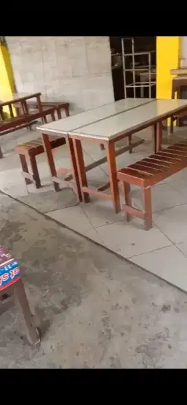 Meja kursi plus meja bar warkop