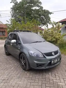 Suzuki X-Over RC1 Metic Tahun 2012