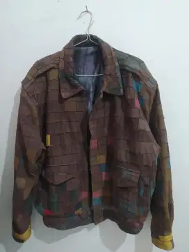 Tolong Saya Beli Jaket kulit sapi asli 100% no minus buat tebus laptop