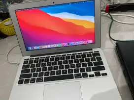 Macbook air bekas 2021