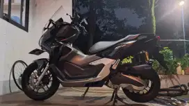 Honda ADV 160 tahun 2023 warna hitam