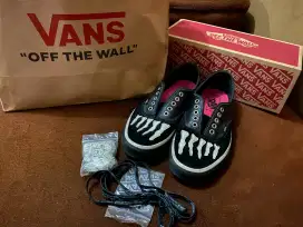 Vans Authentic X Mark Sabotage 'Black'