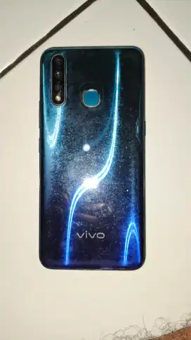 Vivo Z1 Pro 4/64 (bekas, keterangan liat di deskripsi)