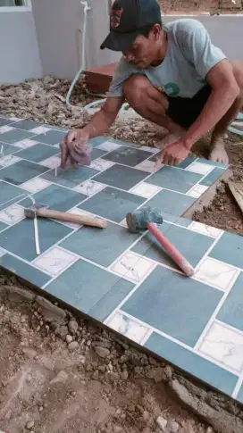 Renovasi atap,pengecetan,renovasi rumah,kontrakan,atap bocor,taman dll