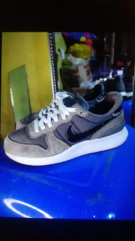 Sepatu trifhting