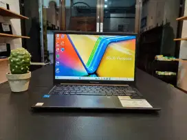 Laptop Asus Vivobook 14 Core i5-Gen12 , Garansi