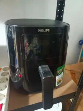 Philips Airfryer Terbaik Low watt -  Digital 4.1 L