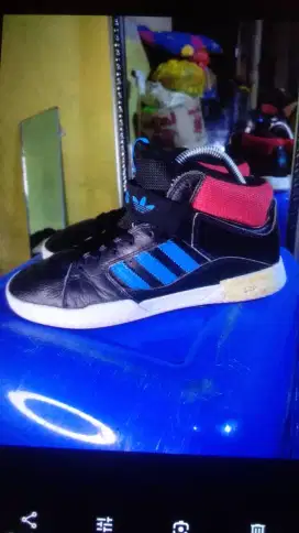 Sepatu trifhting