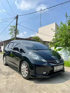 Honda Jazz RS AT 2013 (tax on)
