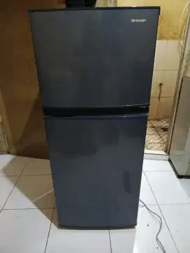 KULKAS 2PINTU MERK SHARP MULPIS NORMAL
