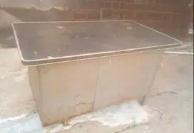 meja besi eks kantor olinemu lumayan kneh tah