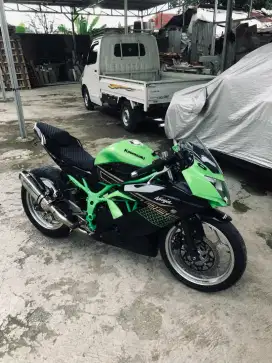 kawasaki ninja 250SL