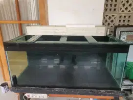 JUAL AQUARIUM 
120 X 50 X 50 
Kaca 8 MILI