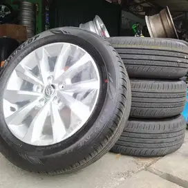 Ban Dunlop 215/60/R17 2025