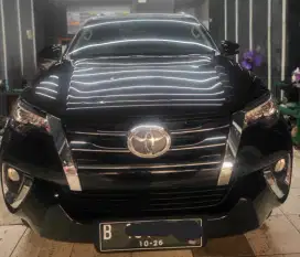 FORTUNER HITAM ISTIMEWA AT VRZ 2016