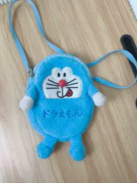 Tas Anak Kecil Berbentuk Doraemon
