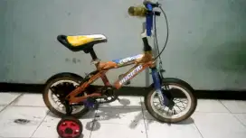 Dijual sepeda BMX PACIFIC anak msih bgus ban masih tebal tinggal pakai