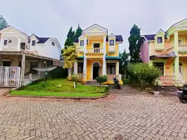 Di jual murah vila 2 LT luas tanah 150 mtr lokasi kota bunga Cipanas