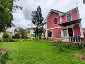 Di jual vila mewah 2LT harga 600 juta lokasi kota bunga Cipanas puncak