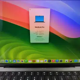 Macbook M1 Pro 14 Inch Ram 32 Ssd 1 Tb lengkap full set Space grey