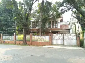Rumah Lama di Jl Kemang Selatan Cilandak Jakarta Selatan